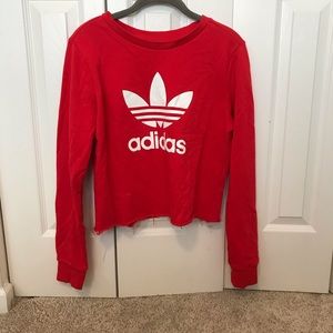 semi cropped adidas crewneck